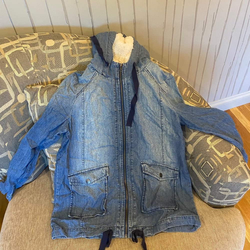 Jean Jacket with Fur Lining